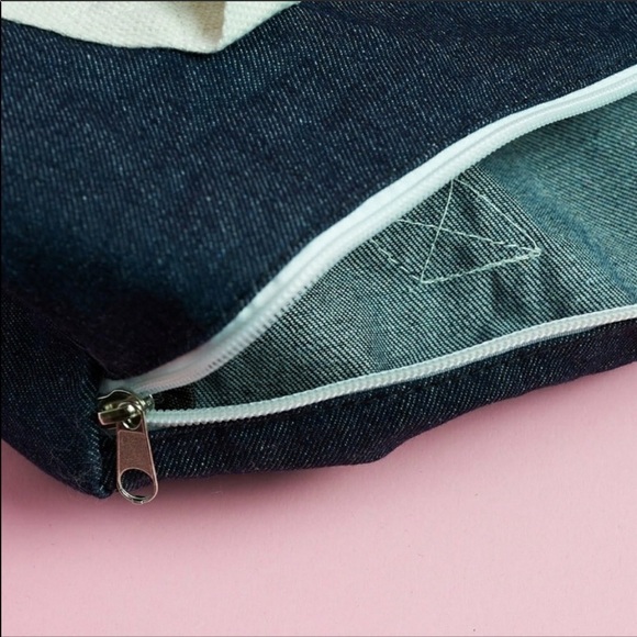 Meet Me At The Barre Private party Bag - Picture 2 of 7